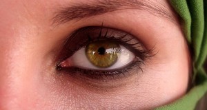 Define Your Eyes: Eye Makeup Tips And Tricks