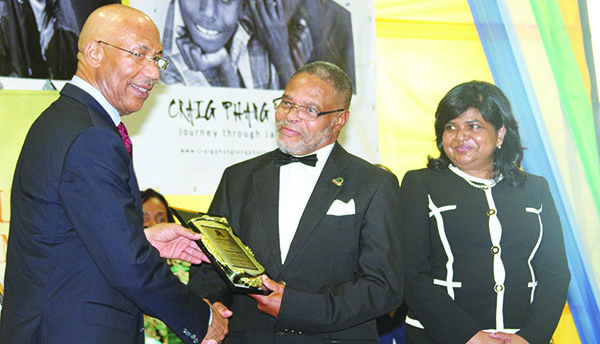 BAD-C Director, Kingsley Gilliam, Receives Diaspora Award Of Excellence