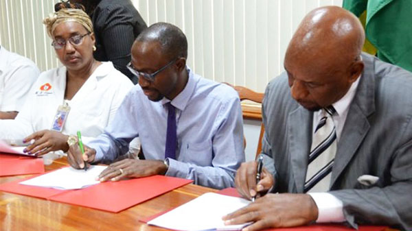 Pharmacists Sign Two-year Wage Agreement With Government