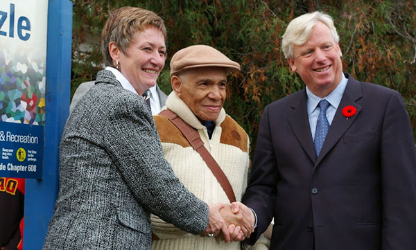 Councillor Janet Davis of Ward 31 Beaches-East York, Stanley G. Grizzle and Mayor David Miller at the naming of Stanley G. Grizzle Park, across from Main Subway Station on November 1, 2007. Photo credit: Francine Buchner.