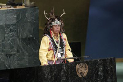 Tadodaho Sid Hill, Chief of the Onondaga Nation. Photo credit: UN/Evan Schneider.