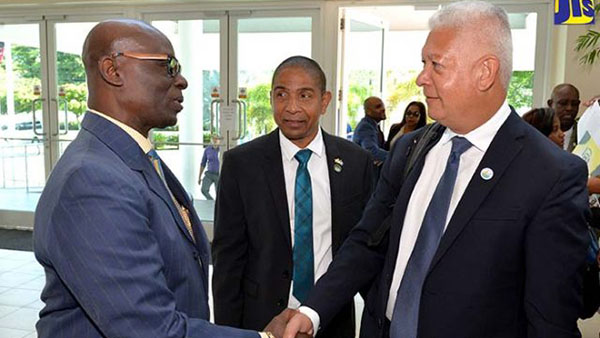 Caribbean Mayors Urged To Reduce Dependency On Central Governments
