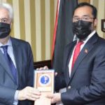 Trinidad’s National Security Minister Meets With Chile’s Ambassador